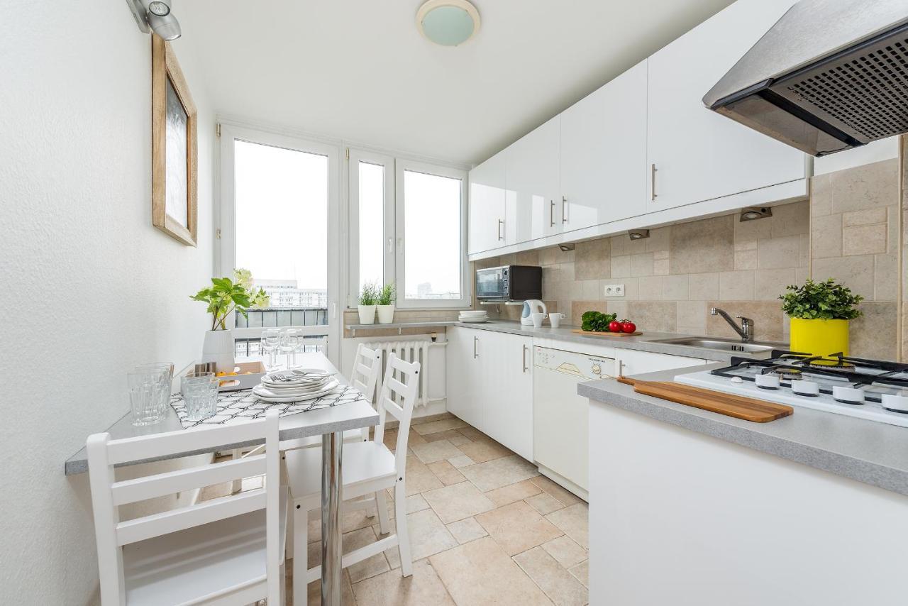 P&O Apartments Grzybowska 9 Варшава Экстерьер фото